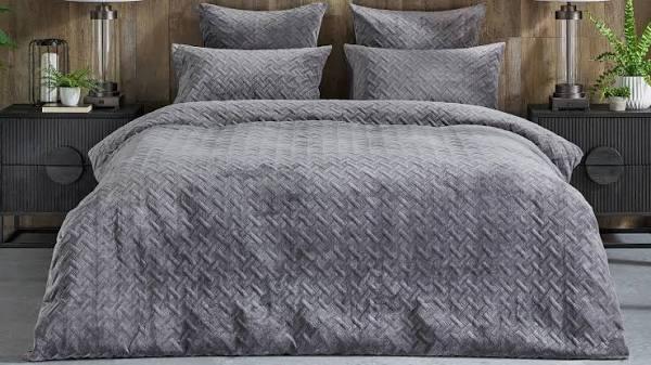 L'Avenue Elliot Charcoal Quilt Cover Set - King