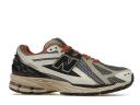 New Balance 1906R size? Exclusive Blacktop Mindful Grey