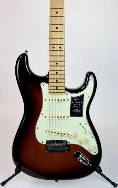 Fender Player Plus Stratocaster 3-Color Sunburst