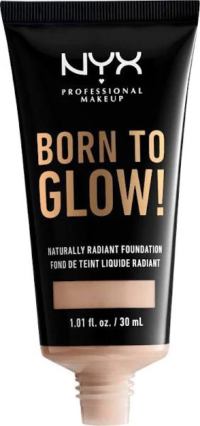 NYX Born to Glow Naturally Radiant Foundation Porcelain 30ml