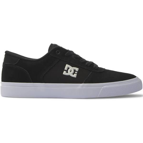 DC Teknic Shoes in Black 11