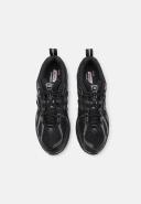 1906R Sneakers Black - US 5