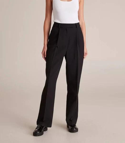 Preview Straight Leg Pants | Black | Size 6