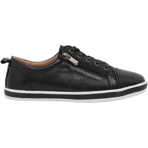 Easy Steps Whisper Sneakers in Black Leather Black 36