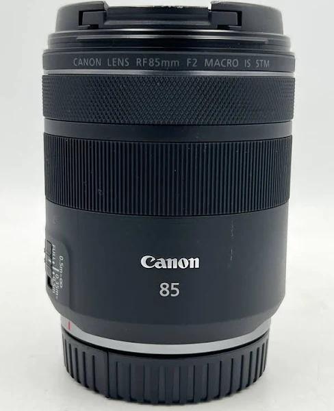 Canon RF 85mm f/2 Macro Is STM Lens