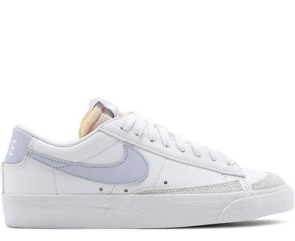 Nike Women's Blazer '77 Low Shoes, White