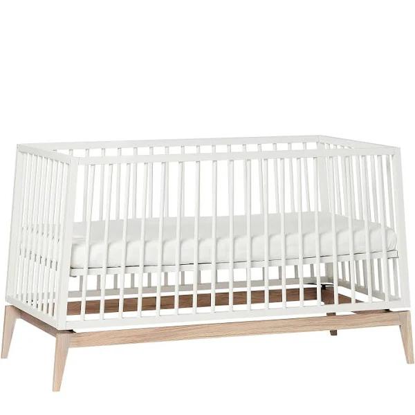 Leander Luna Cot, White/Oak / 140x70 cm