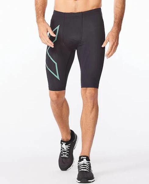 2XU Mens 1/2 Length Compression Shorts, L / Black