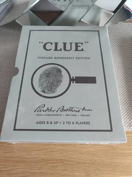 Winning Solutions - Vintage Bookshelf Edition Clue Game - Gray