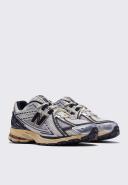 New Balance Unisex 1906R Sea Salt/Silver Metallic/Black - Size 10