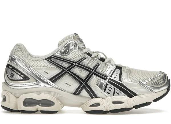 ASICS Off-White & Black GEL-Nimbus 9 Sneakers