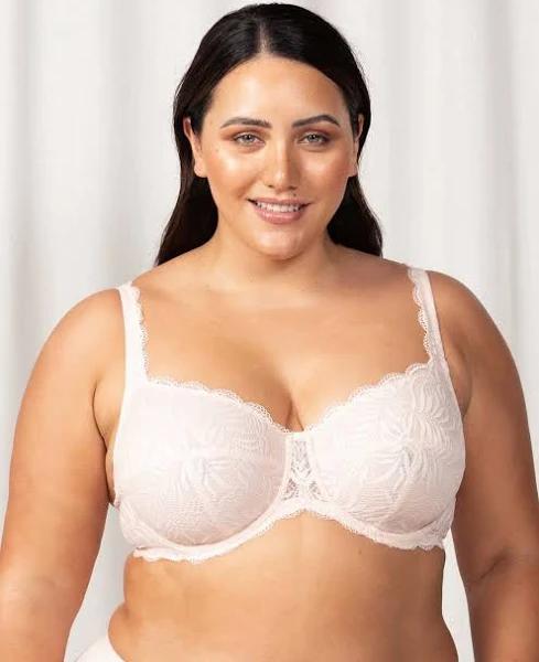 Triumph Essential Lace Balconette Bra