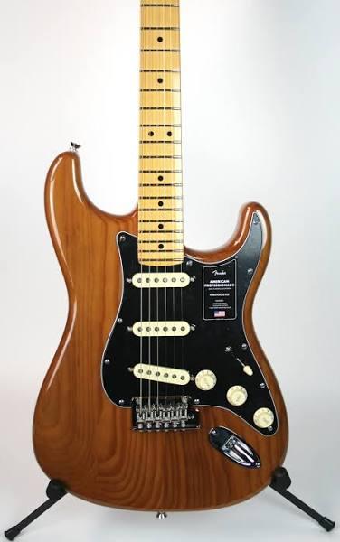 Fender - American Professional II Stratocaster - Maple Fingerboard - Roasted Pine