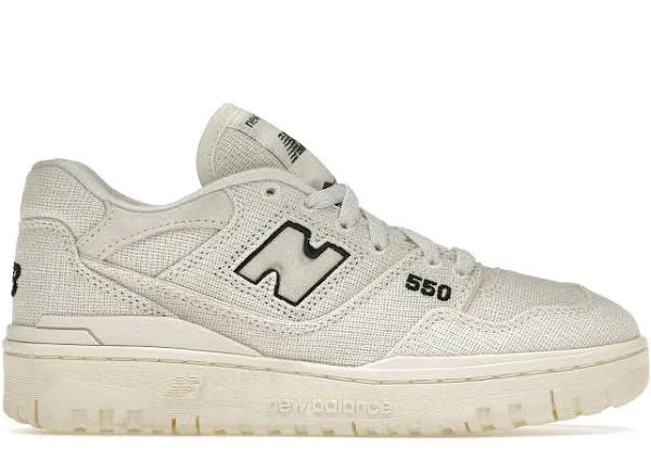 New Balance Unisex 550 Sea Salt/Black - Size 9