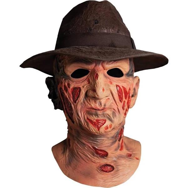 A Nightmare On Elm Street - Freddy Deluxe Mask & Hat