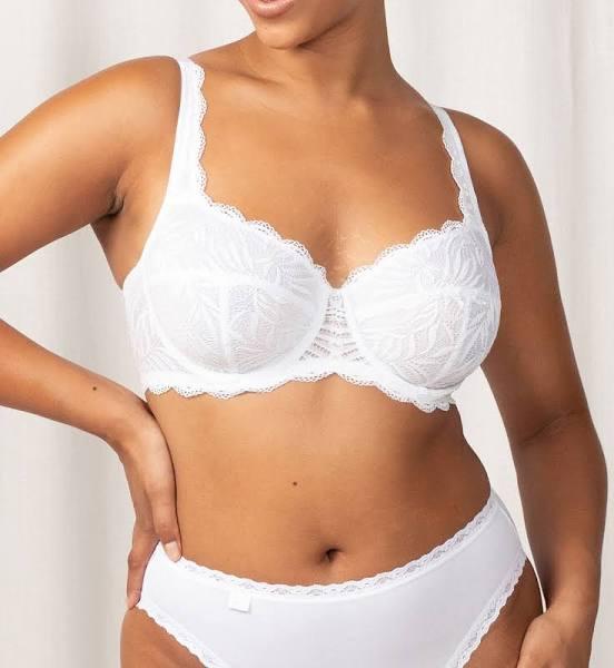 Triumph Essential Lace Balconette Bra 10206595 White