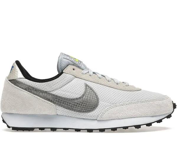 Nike Daybreak Women's Shoe - Grey