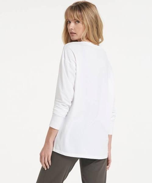 Women's Long-Sleeve Feather T-Shirt by Vuori | M | White | Lightweight