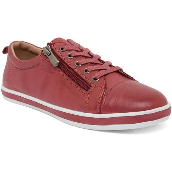 Easy Steps Whisper Sneakers in Red Leather Red 37