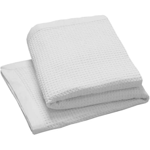 Logan & Mason Cotton Waffle Blanket White