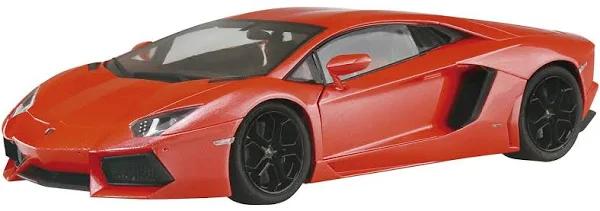 Aoshima 1/24 '11 Lamborghini Aventador Orange Pearl