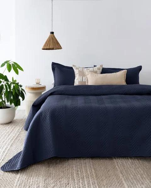 Bambury Herringbone Embossed Coverlet Set Navy - Single/Double