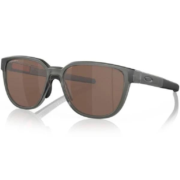 Oakley Actuator Low Bridge Fit Sunglasses in Grey One Size