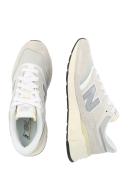 New Balance Unisex 997R Moonbeam/Sea Salt - Size 10