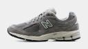 New Balance Grey 2002R Sneakers