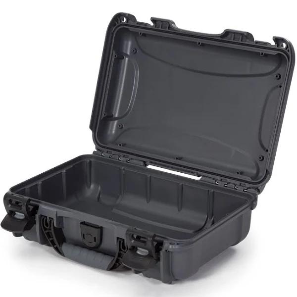 Nanuk 909 Case, Graphite, Small, 909-0007