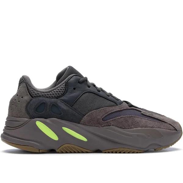 Yeezy Boost 700 'Mauve' Mens Sneakers US 9