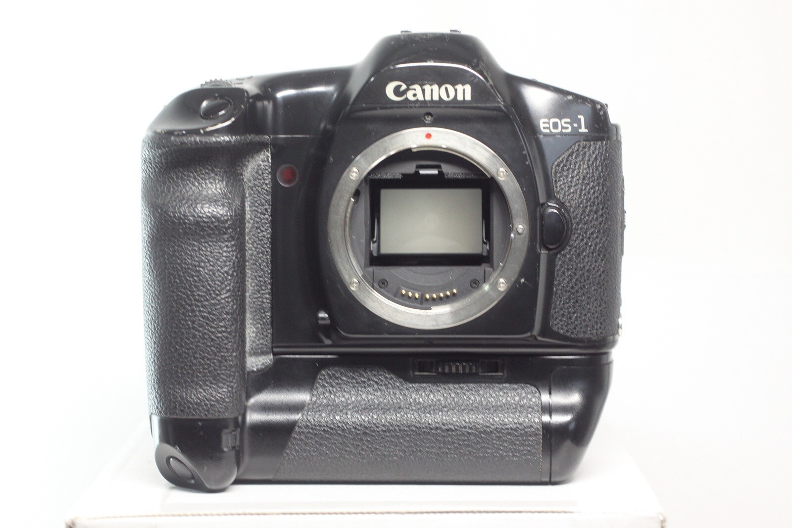 Canon EOS 1V HS - SLR Camera - 35mm - Body Only