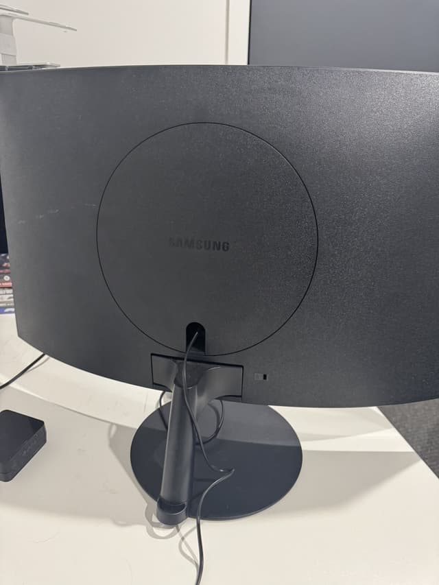 Samsung 27" Curved FHD Monitor - LC27T550FDEXXY
