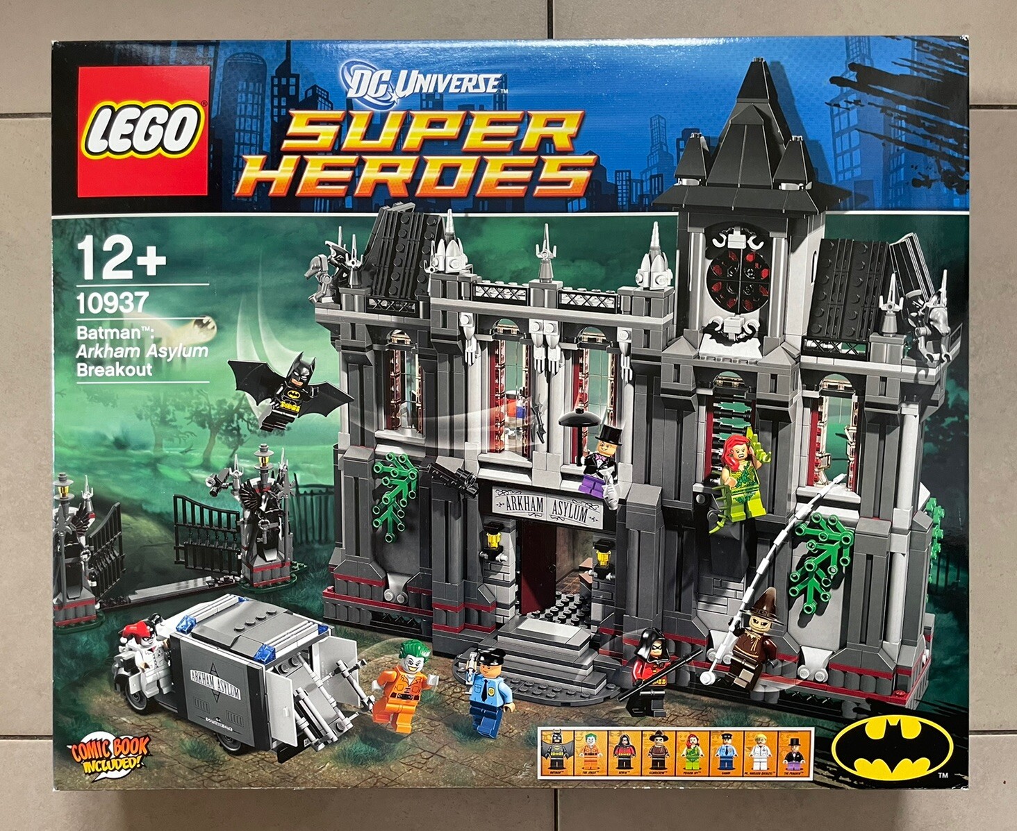 LEGO DC Super Heroes Batman : Arkham Asylum Breakout 10937