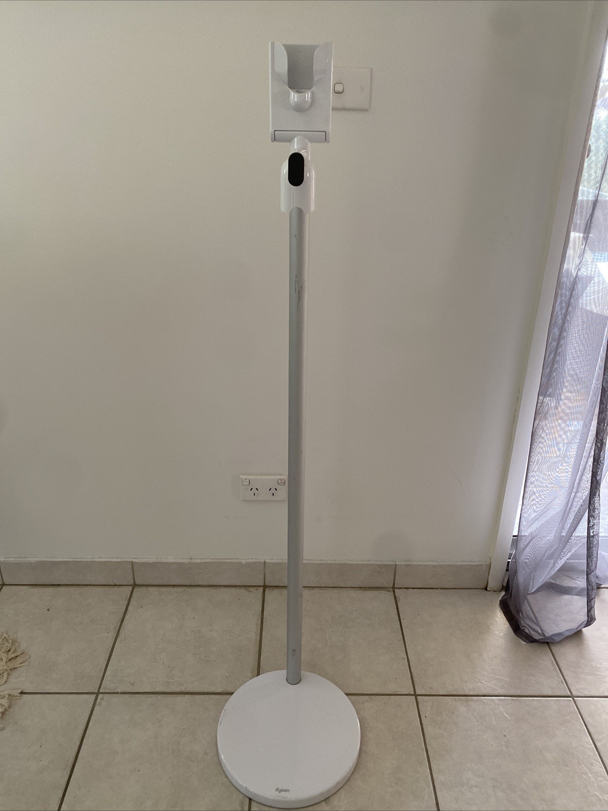 Dyson Free Standing Charging Dock for V11 V15 & Outsize Vacuum Cleaners, Genuine