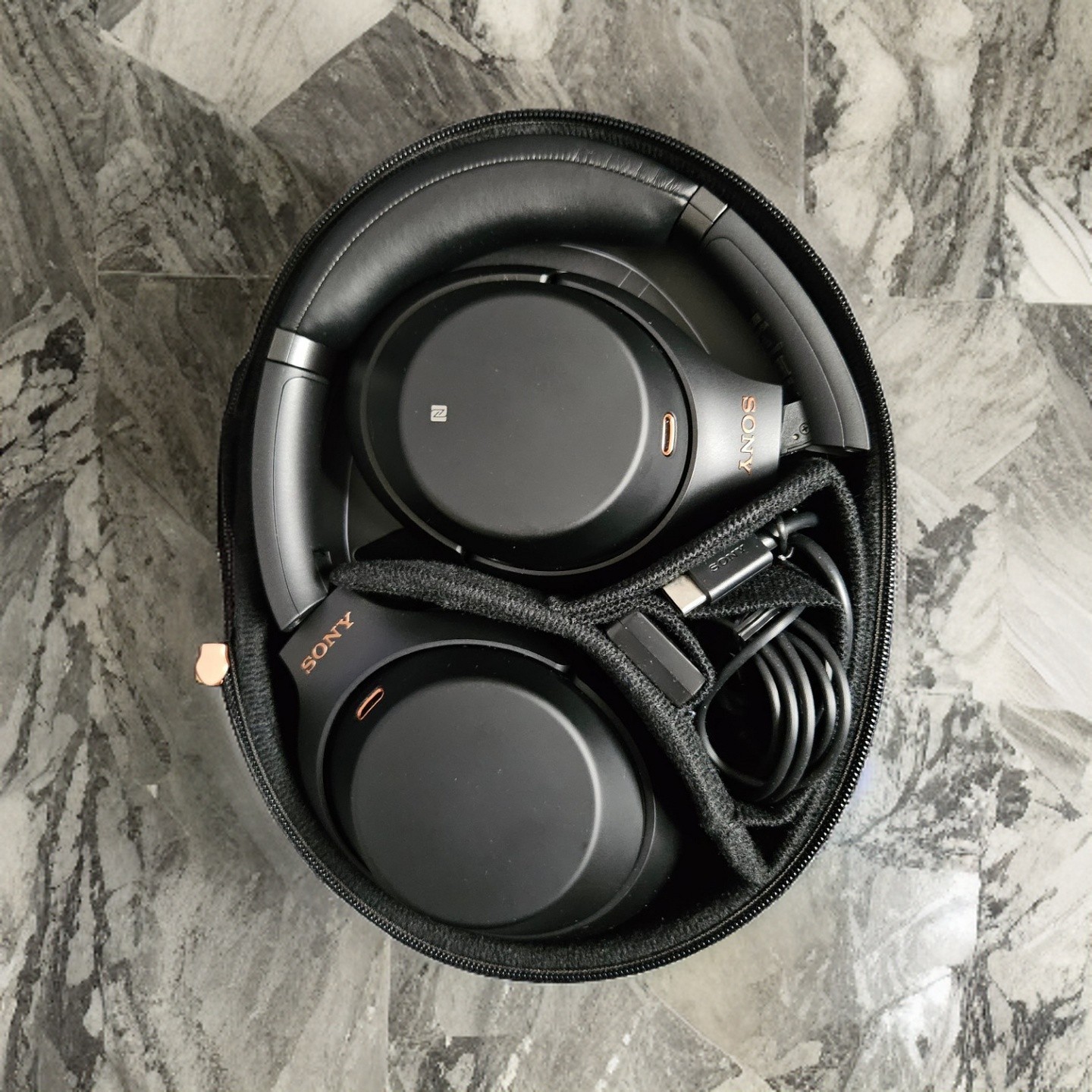 Sony WH1000XM3 Wireless Industry Leading Noise Canceling Over Ear Headphones, Black WH-1000XM3 B