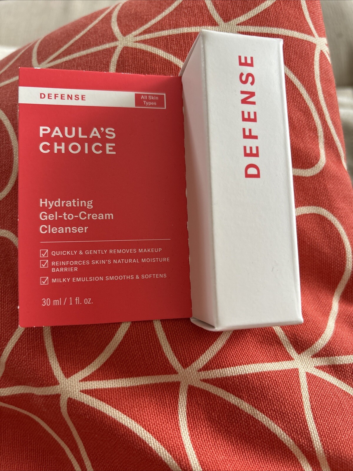 Paula's Choice Defense Gel-to-Cream Cleanser, 30 ml - Facial Cleanser