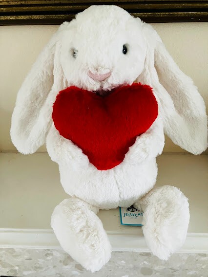 Jellycat Bashful Red Love Heart Bunny Small - H8 x W9 cm