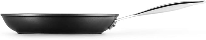 LE CREUSET Low Pan with Long Non-Stick Handle 26cm Aluminium