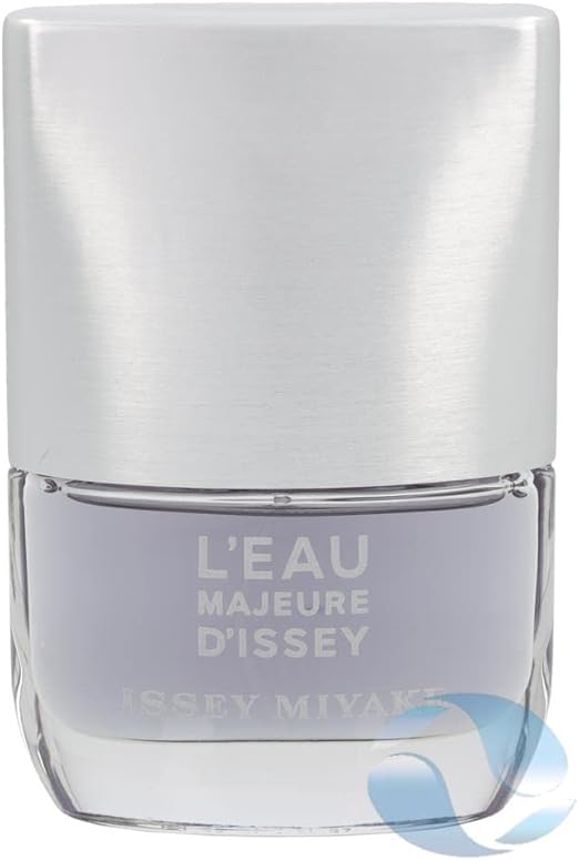 Issey Miyake L'Eau Majeure d'lssey Eau De Toilette Spray 30ml