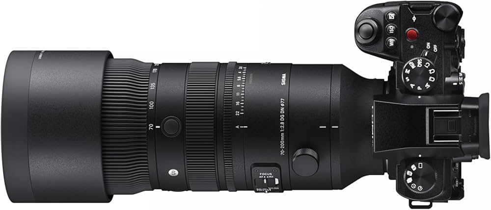Sigma 70-200mm f/2.8 DG DN OS Sports Lens For Leica L-Mount