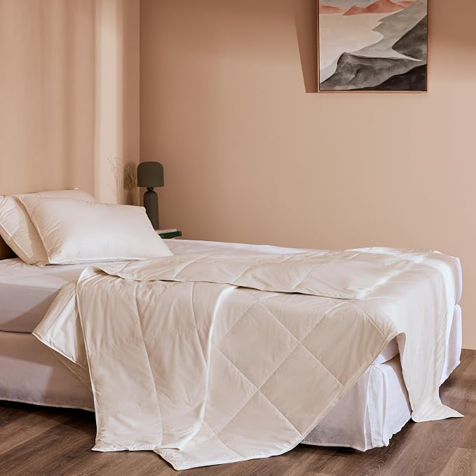 Organic Mulberry Silk Quilt - Summer Warmth | Cooling, Lightweight, and Ultra-Soft Silk Bedding - King Single