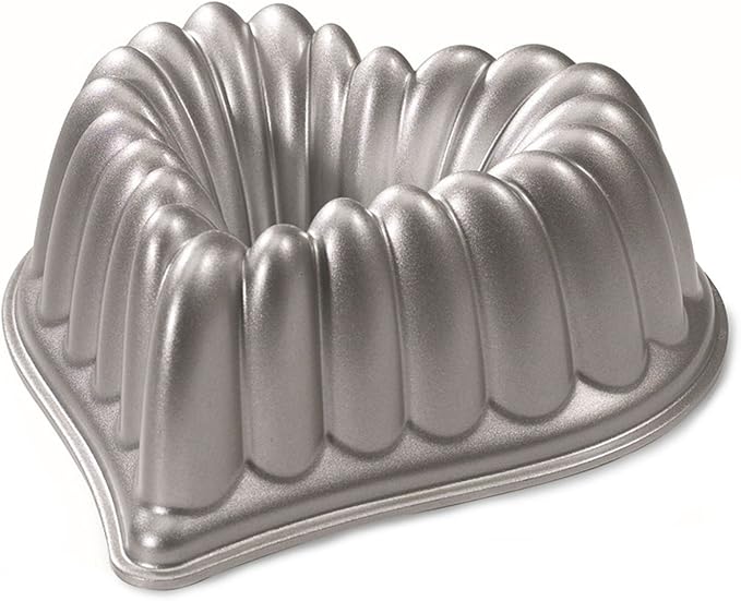 Nordic Ware Elegant Heart Bundt Pan