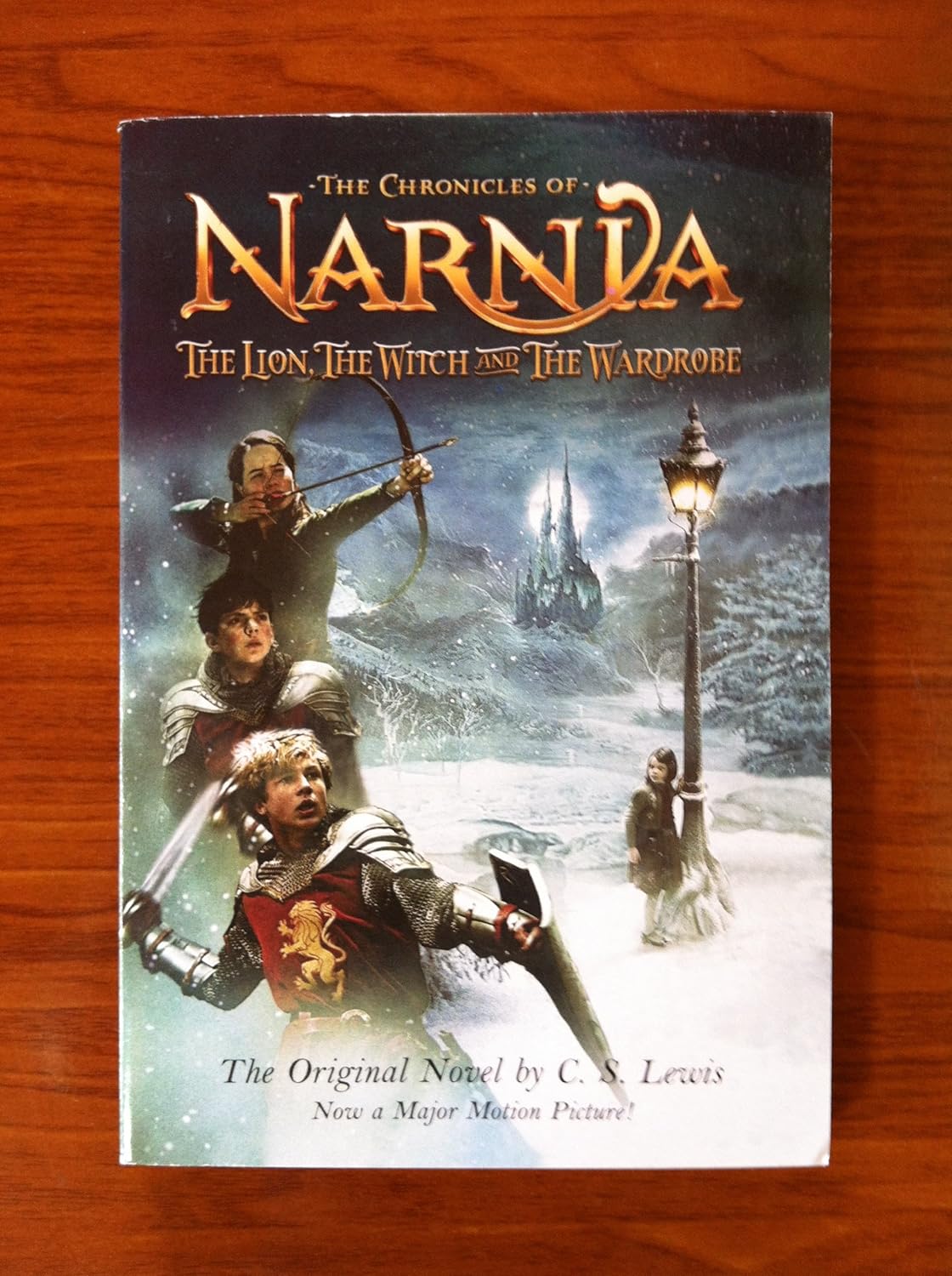 The Lion, The Witch and The Wardrobe The Chronicles of Narnia, Book 2