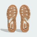 Adidas Women's Response CL W Sneakers in Off White/Sand Strata/Gum, Size UK 3 | END. Clothing