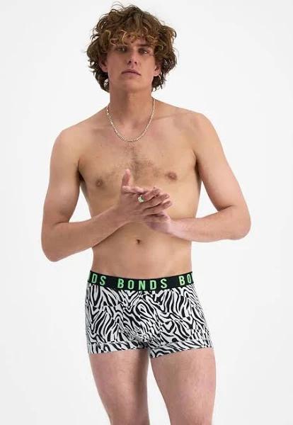 Bonds Icons Trunk in Zebra Check Size: Medium