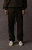 Fear of God Essentials Men's Relaxed Sweat Pant in Off-Black, Size Small | END. Clothing
