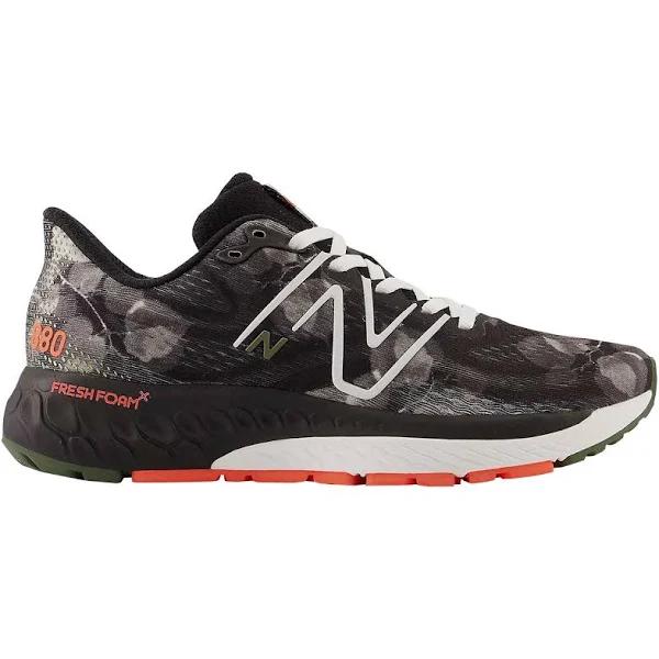 New Balance Women's London Edition Fresh Foam x 880 V13 Black/White/Neon Dragonfly - Size 6.5