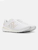 New Balance Women's Shoes Fresh Foam x 860v13 White/Light Aluminum/Light Gold Metallic - Size 7.5