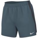Nike Men's Dri-FIT Challenger Shorts 7 Inch (Ash Green/Dark Smoke Grey/Reflective Silver) XL